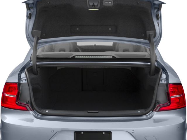 2017 Volvo S90 T6 Momentum