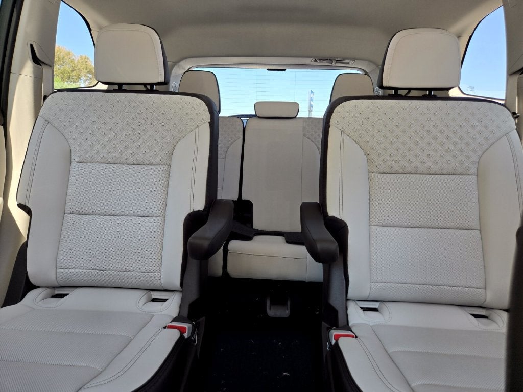 2027 GMC Acadia Denali