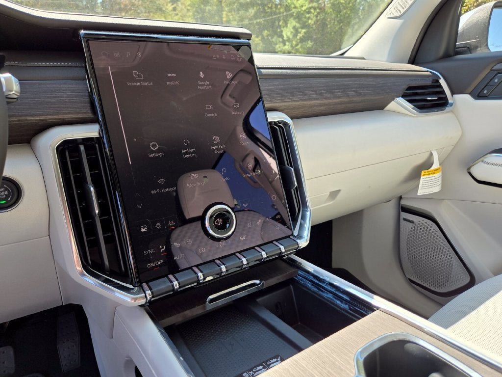 2027 GMC Acadia Denali