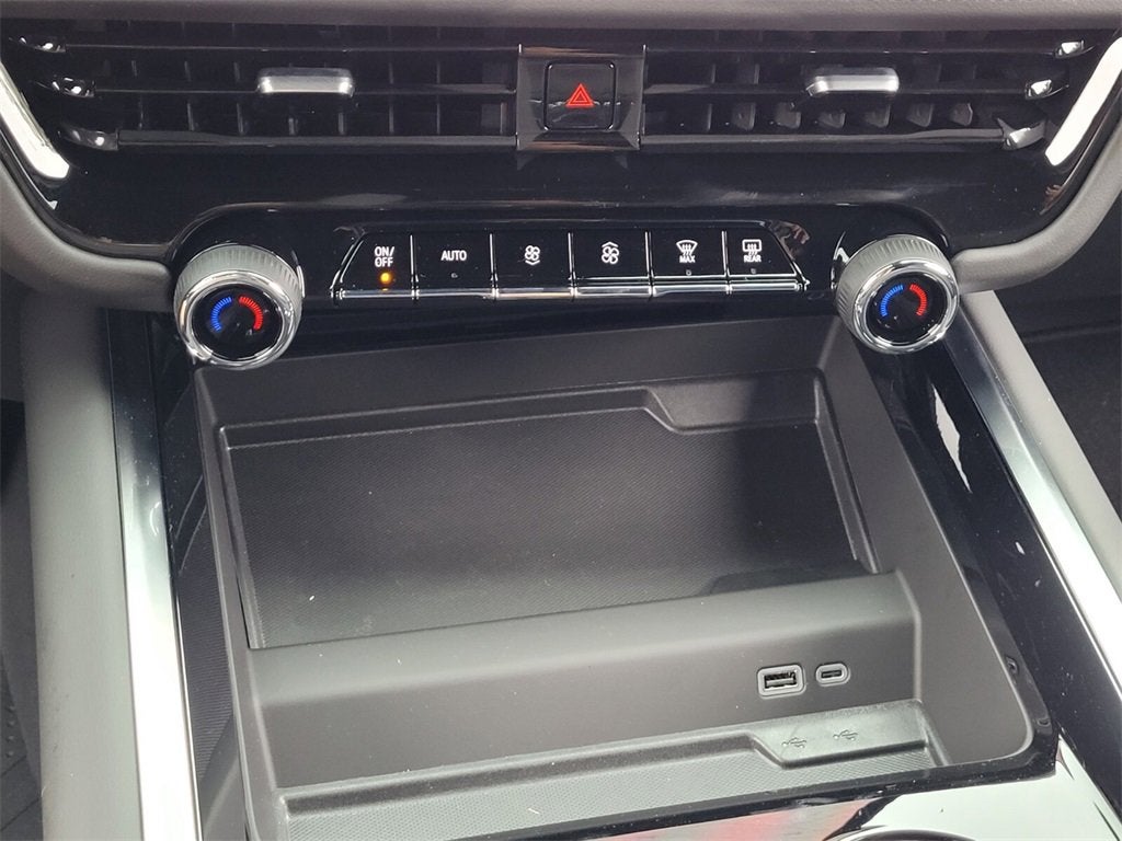 2025 Chevrolet Tahoe LS