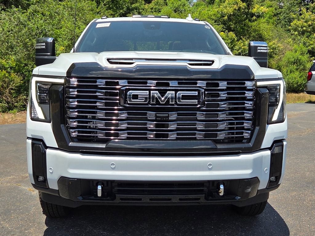 2026 GMC Sierra 3500 HD Denali Ultimate DRW