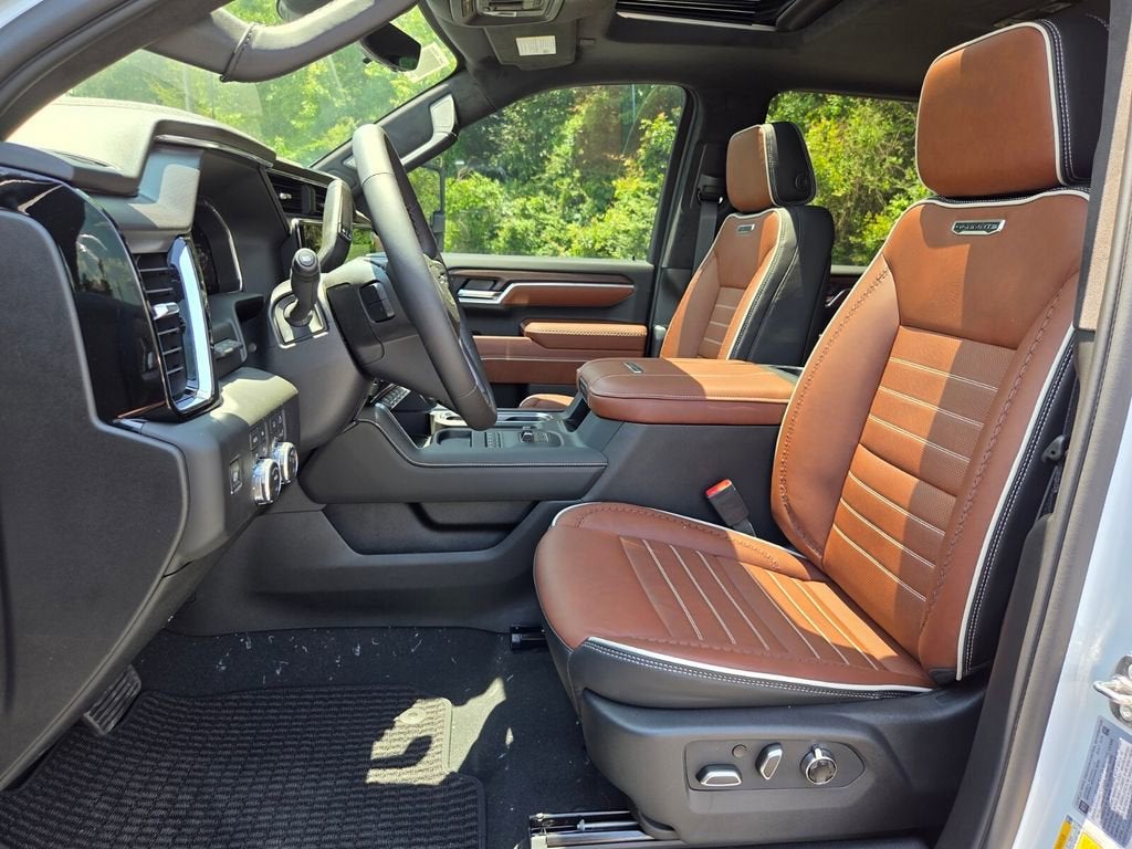 2026 GMC Sierra 3500 HD Denali Ultimate DRW