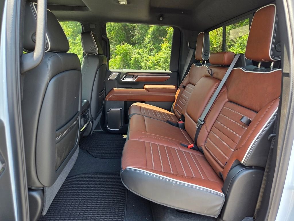 2026 GMC Sierra 3500 HD Denali Ultimate DRW