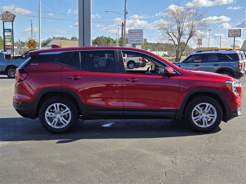 2023 GMC Terrain SLE