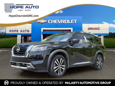 2024 Nissan Pathfinder Platinum