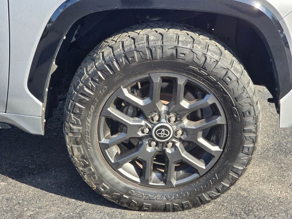 2022 Toyota Tundra 4WD Platinum