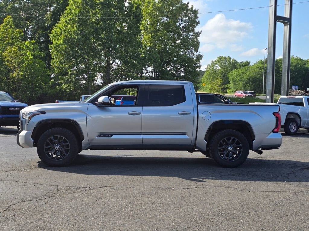 2022 Toyota Tundra 4WD Platinum