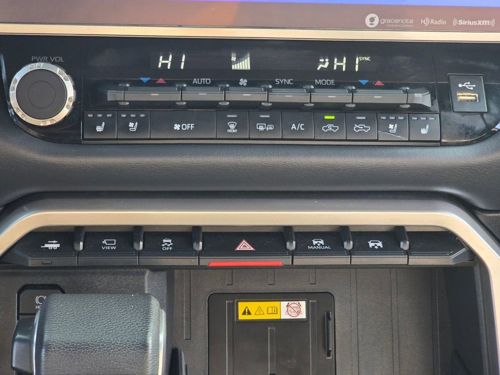 2022 Toyota Tundra 4WD Platinum