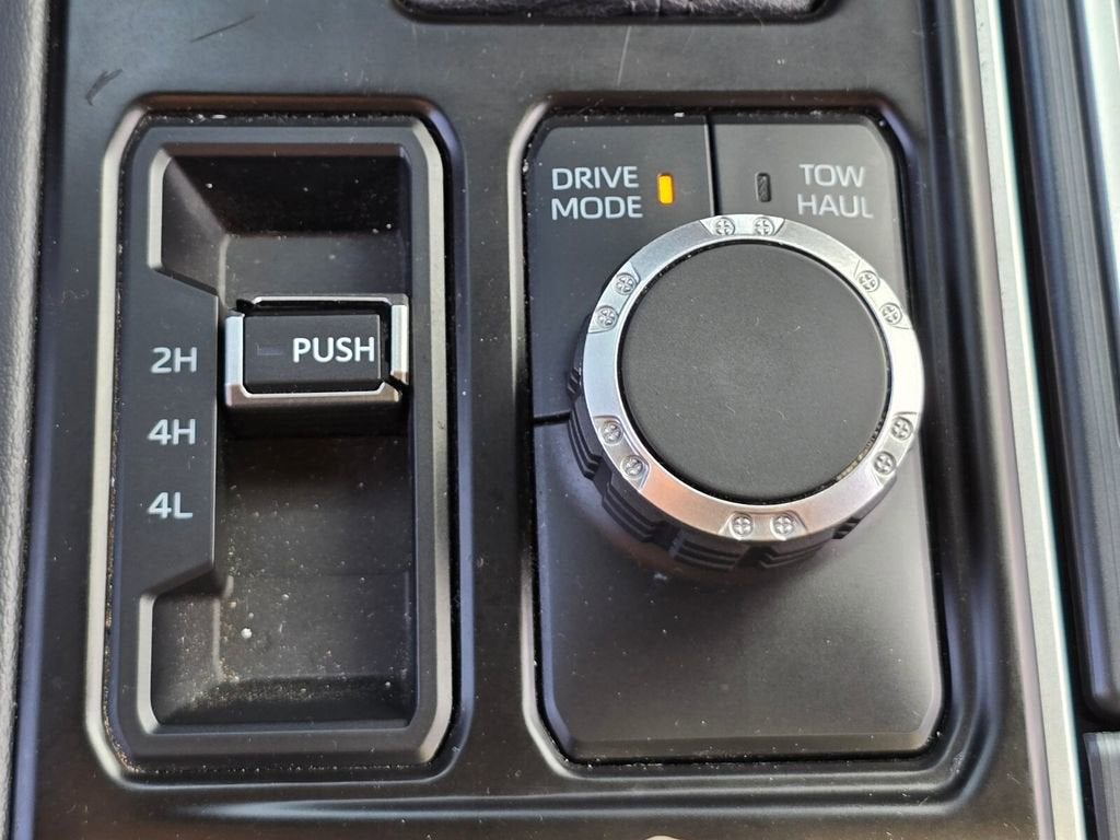 2022 Toyota Tundra 4WD Platinum