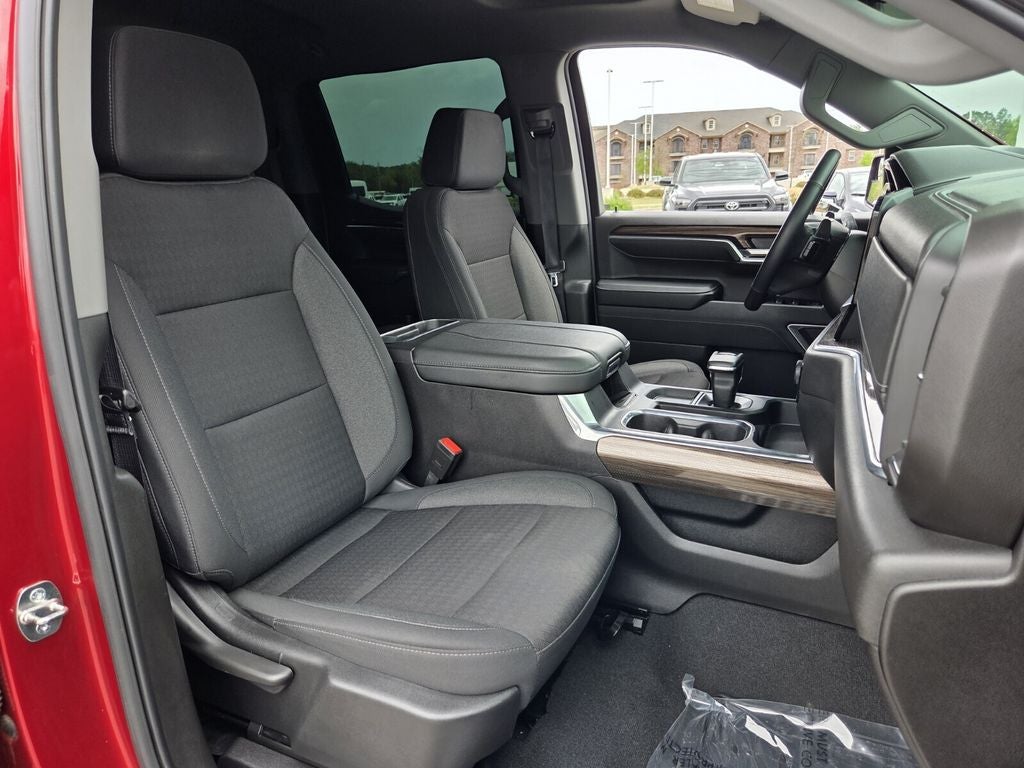 2024 Chevrolet Silverado RST