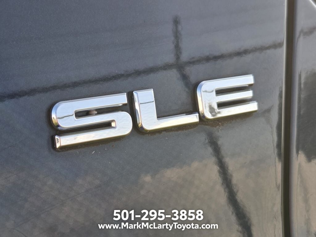 2017 GMC Acadia SLE-2