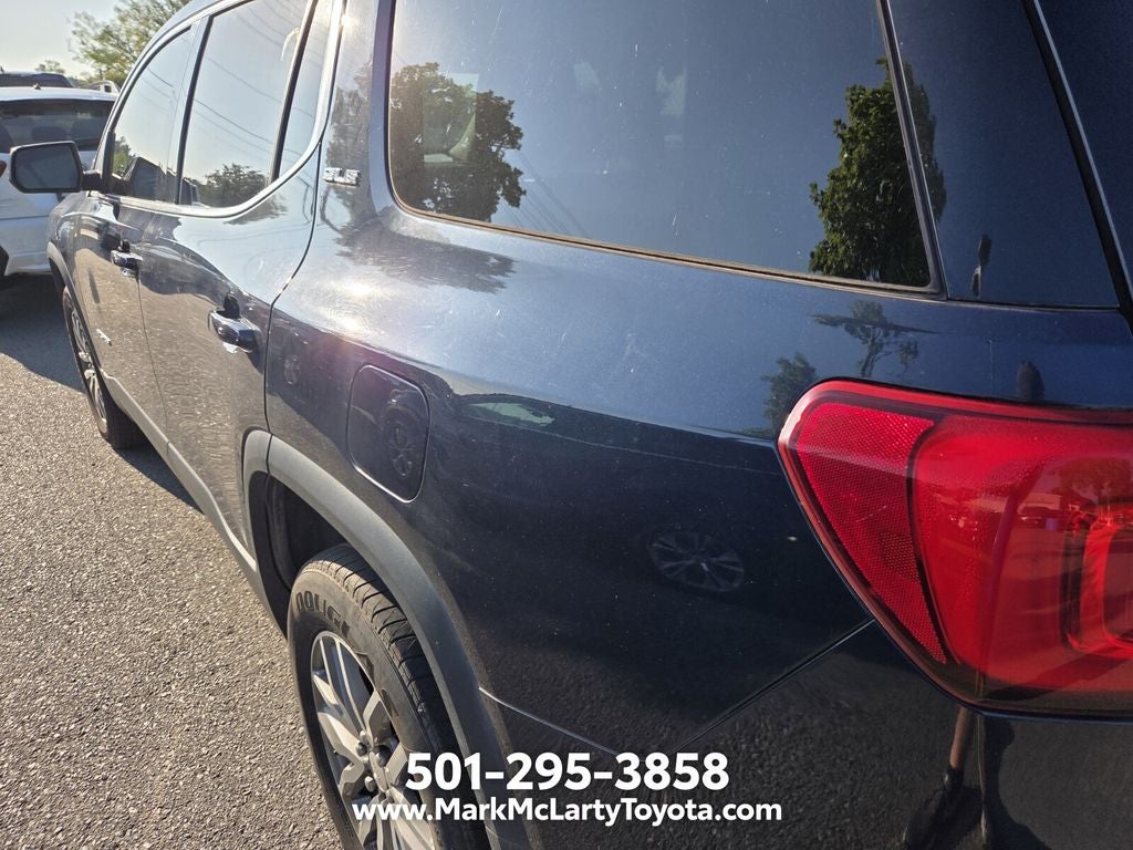 2017 GMC Acadia SLE-2