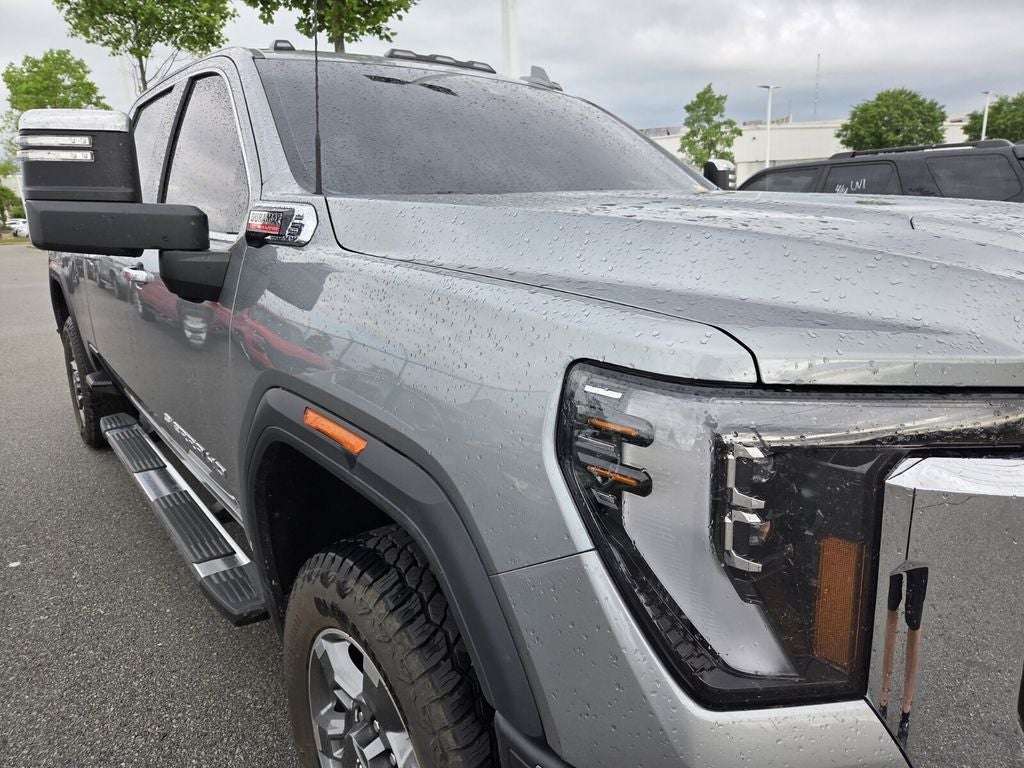 2025 GMC Sierra HD SLT