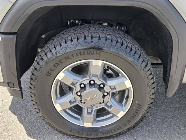 2025 GMC Sierra HD SLT