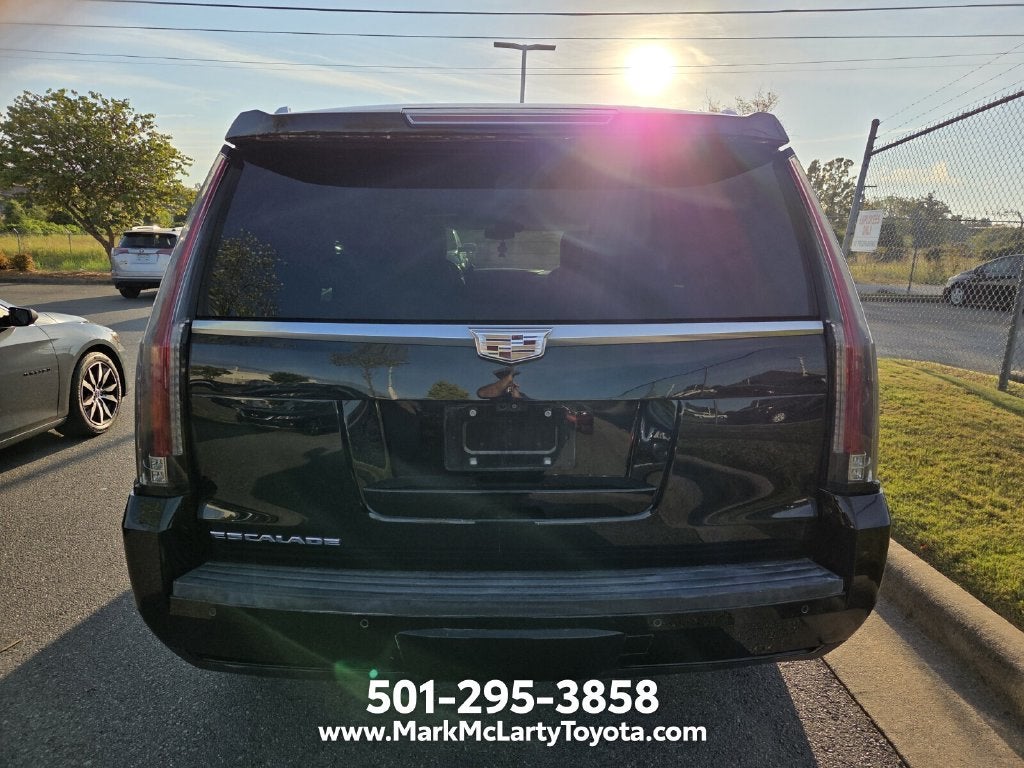 2018 Cadillac Escalade Platinum Edition