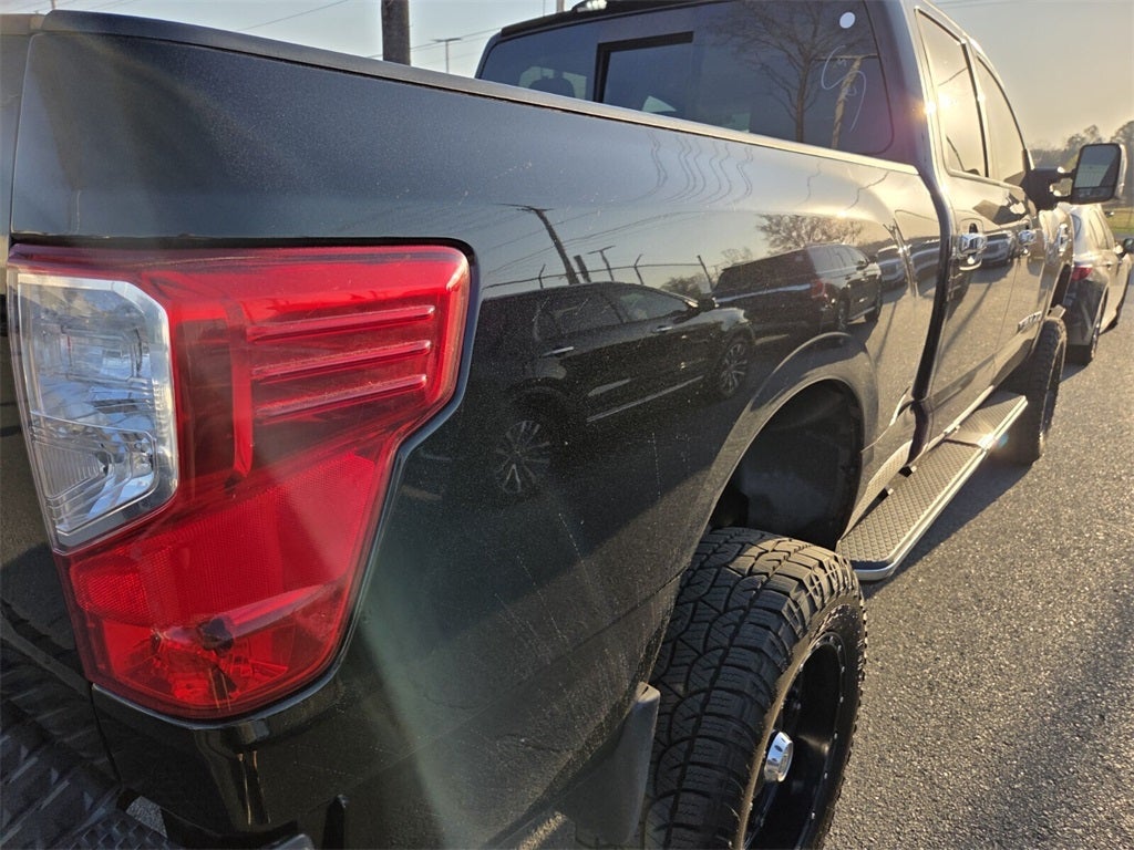 2018 Nissan Titan XD SV