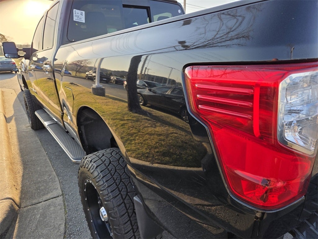 2018 Nissan Titan XD SV