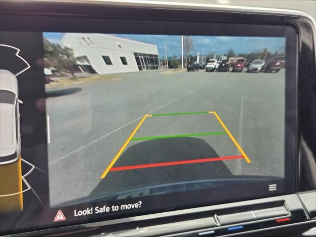 2025 Volkswagen Atlas Cross Sport 2.0T SE w/Technology