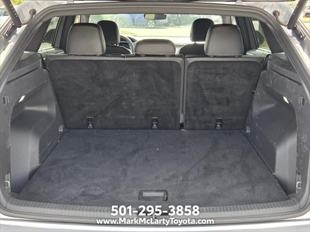 2025 Volkswagen Atlas Cross Sport 2.0T SE w/Technology