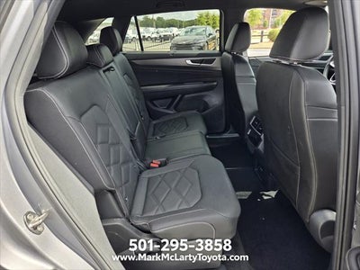 2025 Volkswagen Atlas Cross Sport 2.0T SE w/Technology