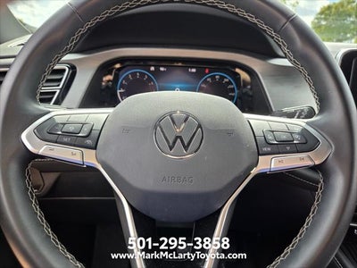 2025 Volkswagen Atlas Cross Sport 2.0T SE w/Technology