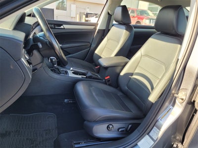 2020 Volkswagen Passat 2.0T SE