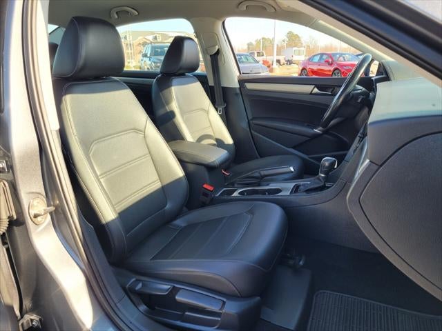 2020 Volkswagen Passat 2.0T SE