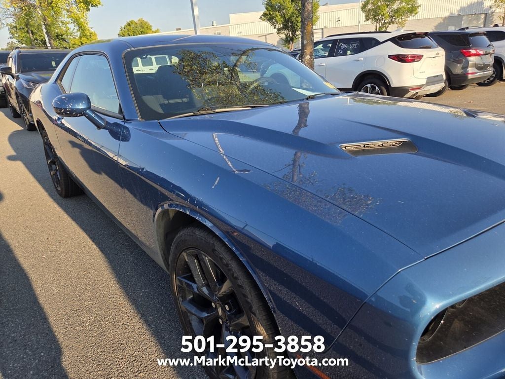 2021 Dodge Challenger SXT