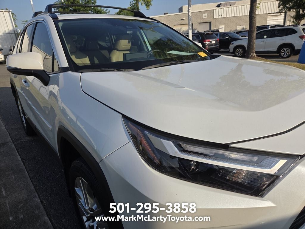 2025 Toyota RAV4 XLE Premium