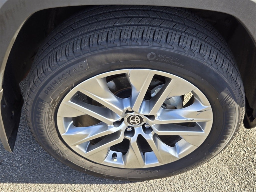 2024 Toyota RAV4 XLE Premium