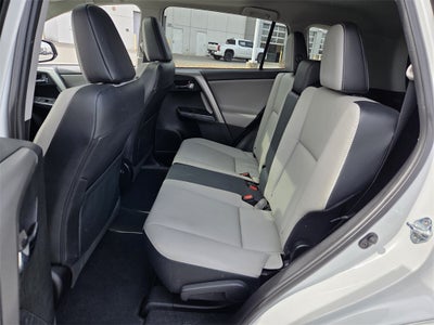 2017 Toyota RAV4 Platinum