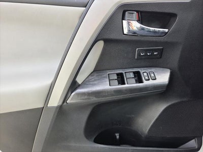 2017 Toyota RAV4 Platinum