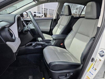 2017 Toyota RAV4 Platinum
