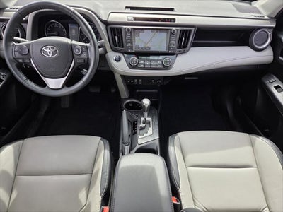 2017 Toyota RAV4 Platinum