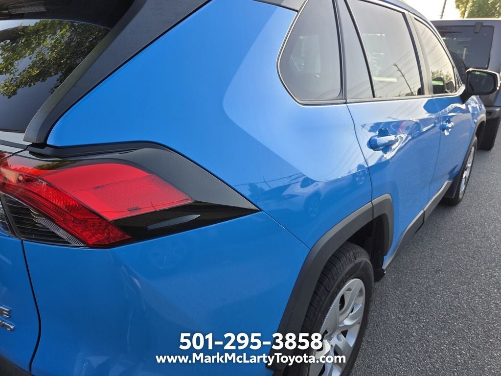 2019 Toyota RAV4 LE