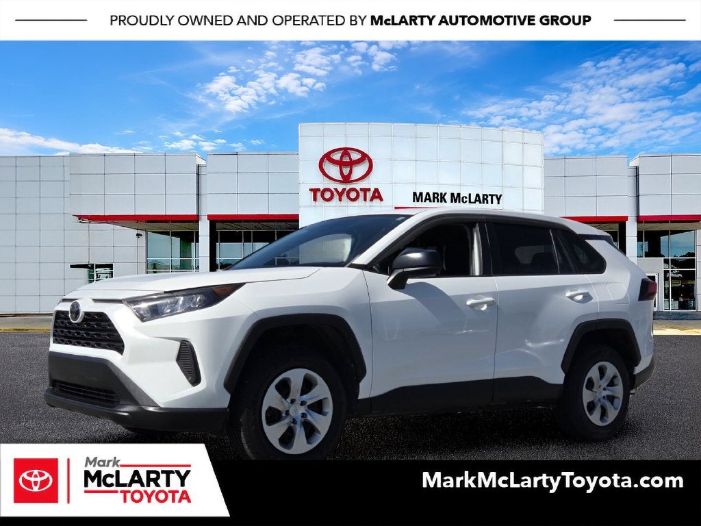 2022 Toyota RAV4 LE