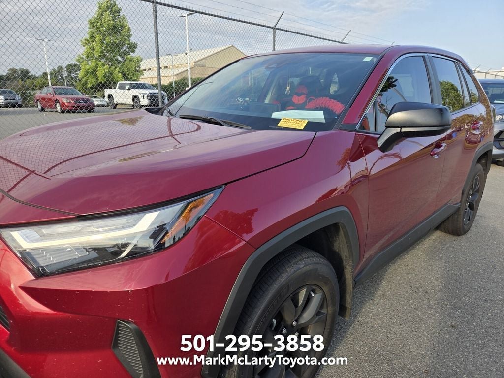 2024 Toyota RAV4 LE