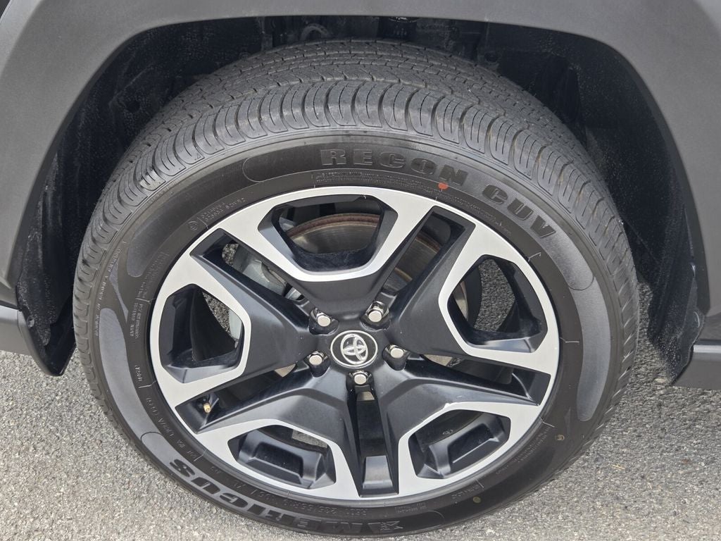 2020 Toyota RAV4 Adventure