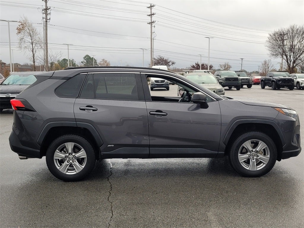 2024 Toyota RAV4 HYBRID LE