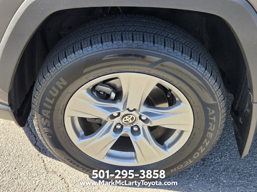 2024 Toyota RAV4 XLE