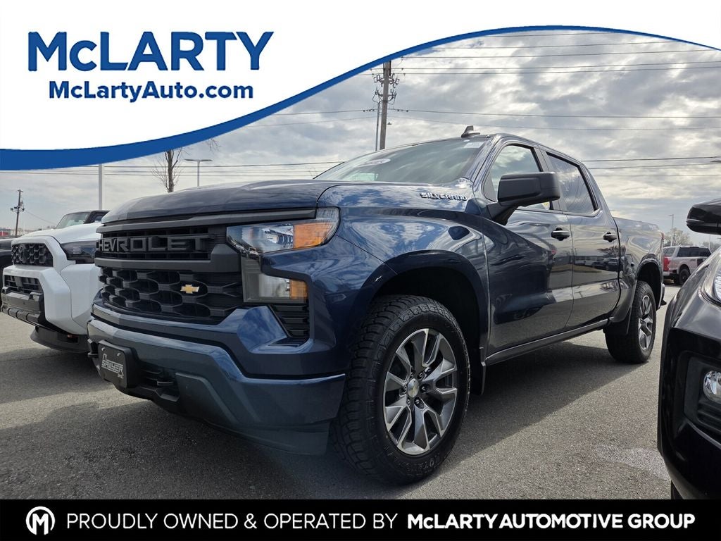 2023 Chevrolet Silverado 1500 Custom