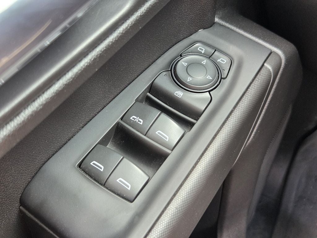 2023 Chevrolet Silverado Custom