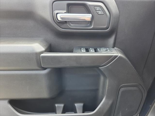 2023 Chevrolet Silverado Custom