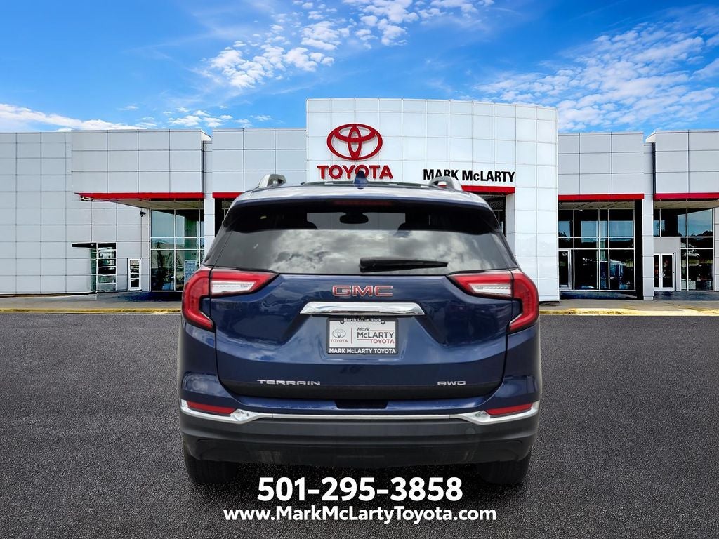 2022 GMC Terrain SLT
