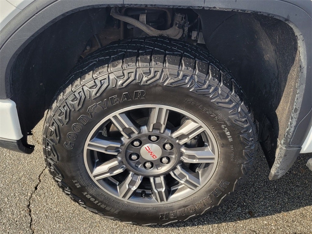 2024 GMC Sierra AT4