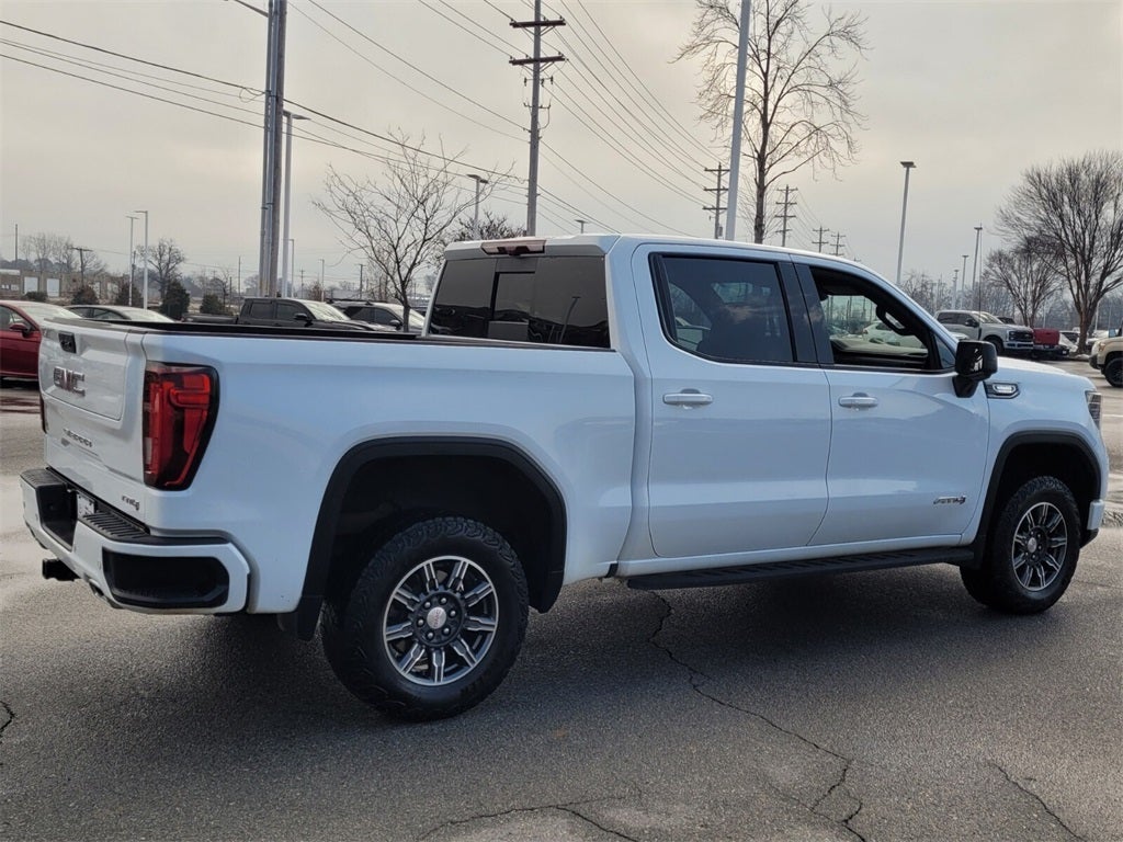 2024 GMC Sierra AT4