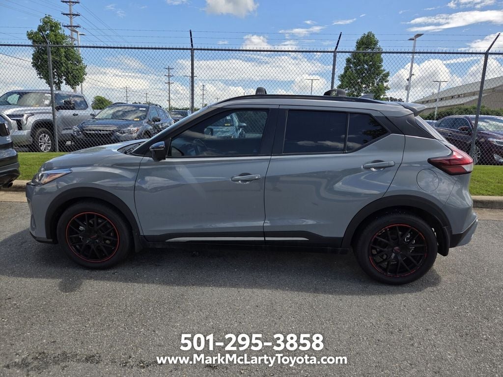 2021 Nissan Kicks SR