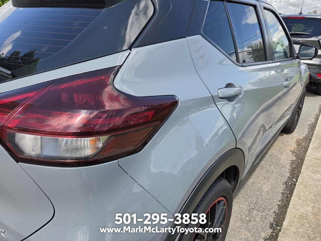 2021 Nissan Kicks SR