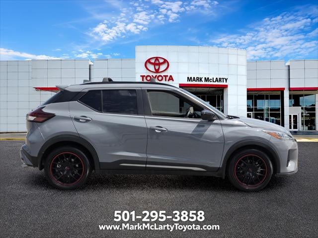 2021 Nissan Kicks SR