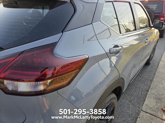 2024 Nissan Kicks SR